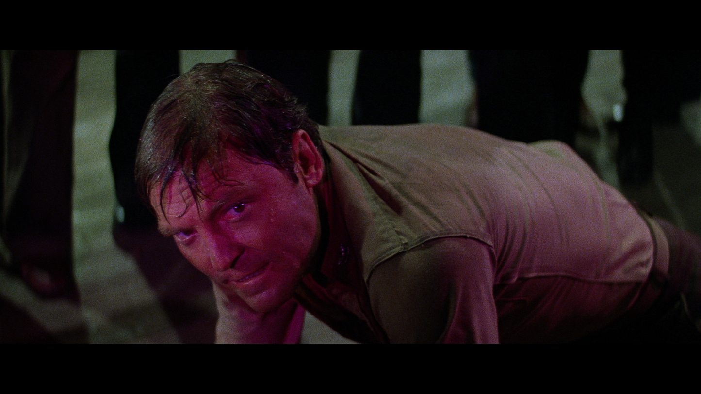 LA NEUVIÈME CONFIGURATION